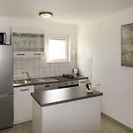 Tone By Interhome בית נופש