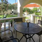 Tone By Interhome בית נופש פריבלאקה