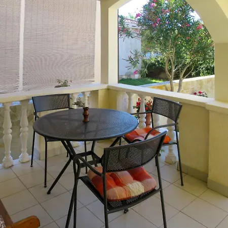 Tatil Evi Tone By Interhome Privlaka (Zadar)