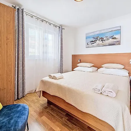 Tone By Interhome Dom wakacyjny Privlaka (Zadar)
